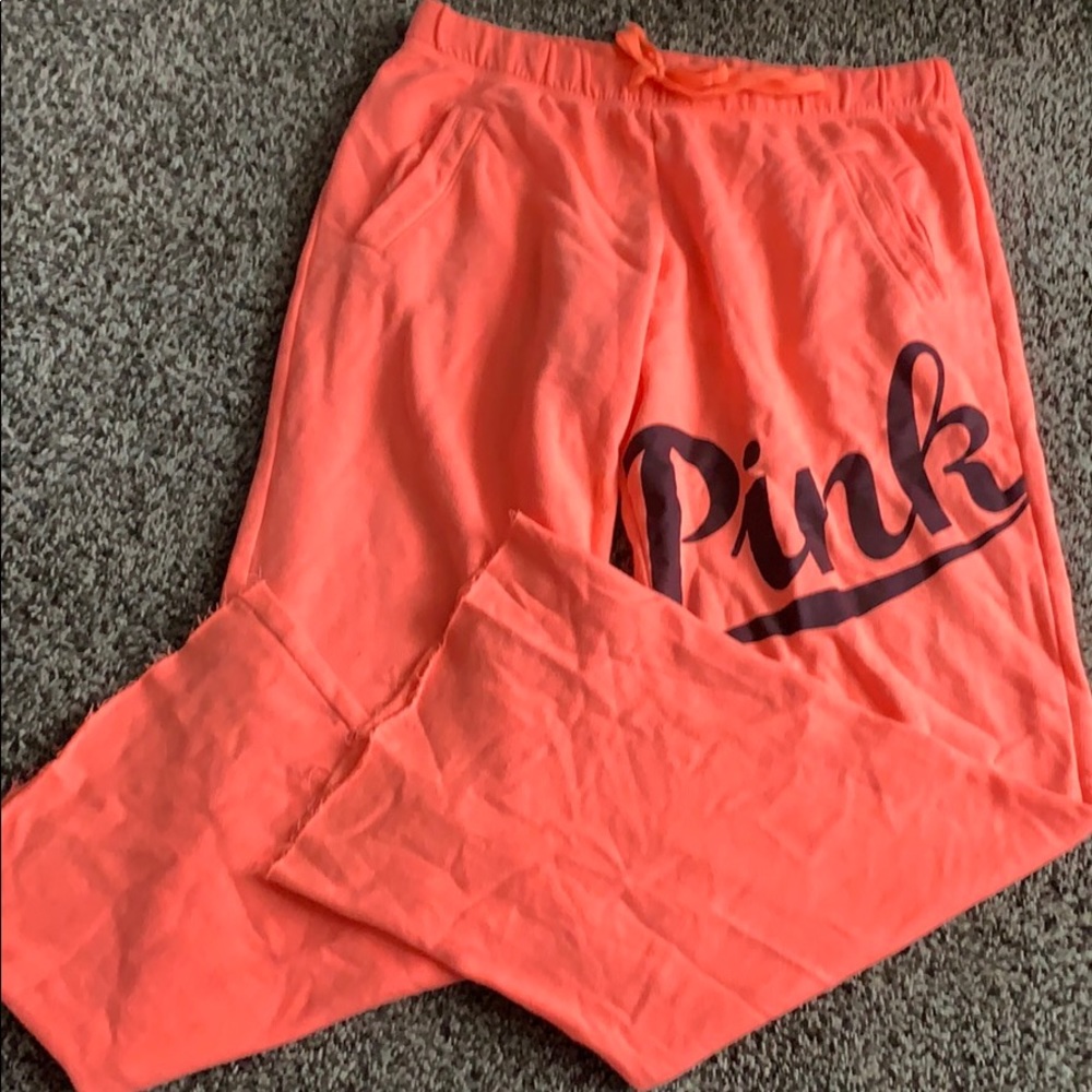 Victoria’s Secret Pink boyfriend sweatpants